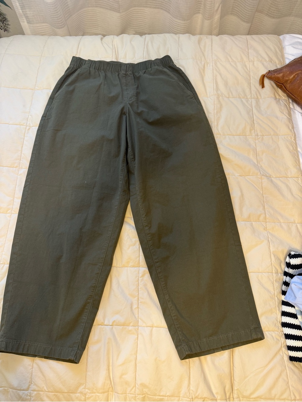 American Eagle Outfitters Olive Green Barrel Pant